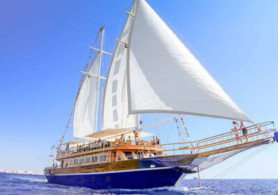 Pirates Sailing boat with Island visit and Lunch